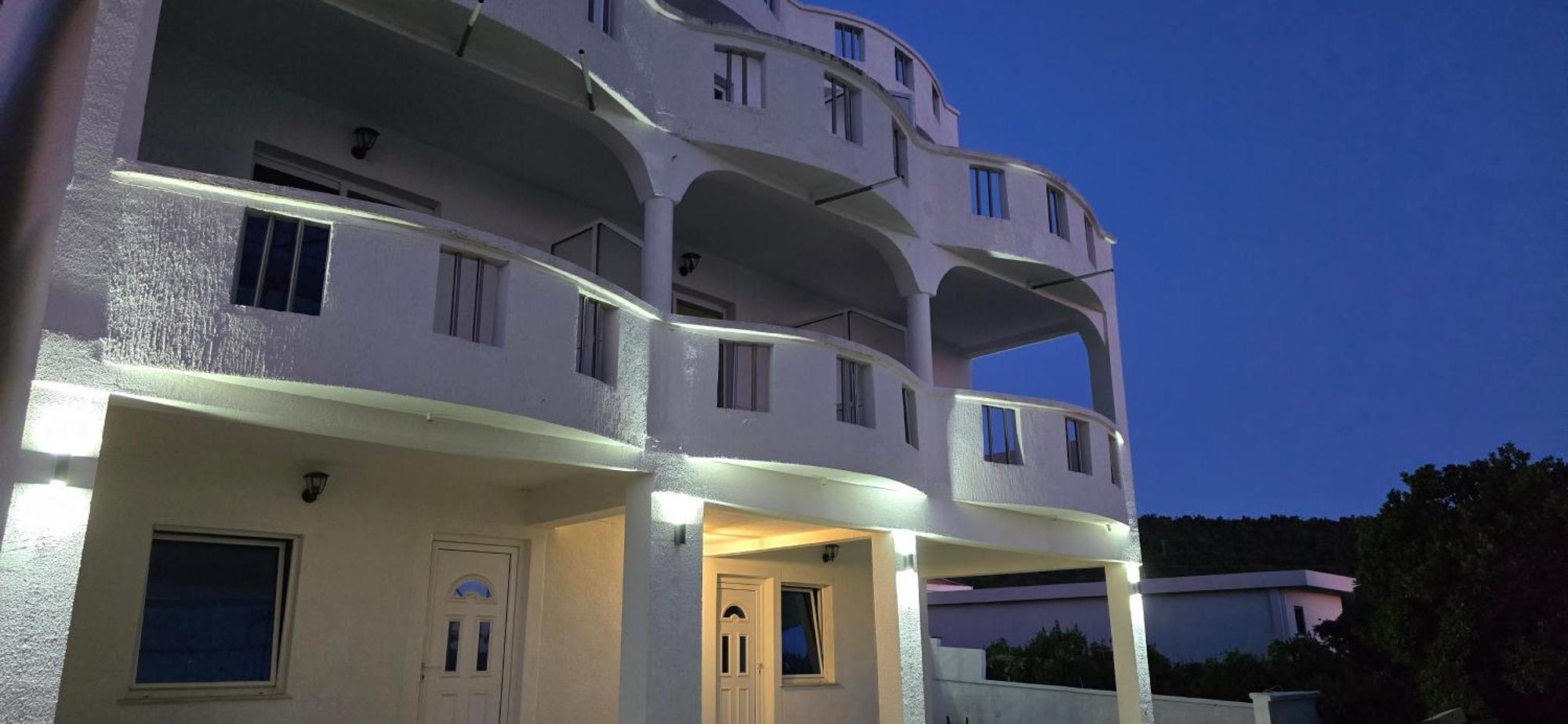 Villa Miki Utjeha Exterior photo